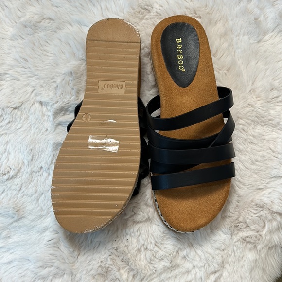 Bamboo shoes - Picture 2 of 6